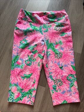 New with tags Lilly Pulitzer Corso Capri pants